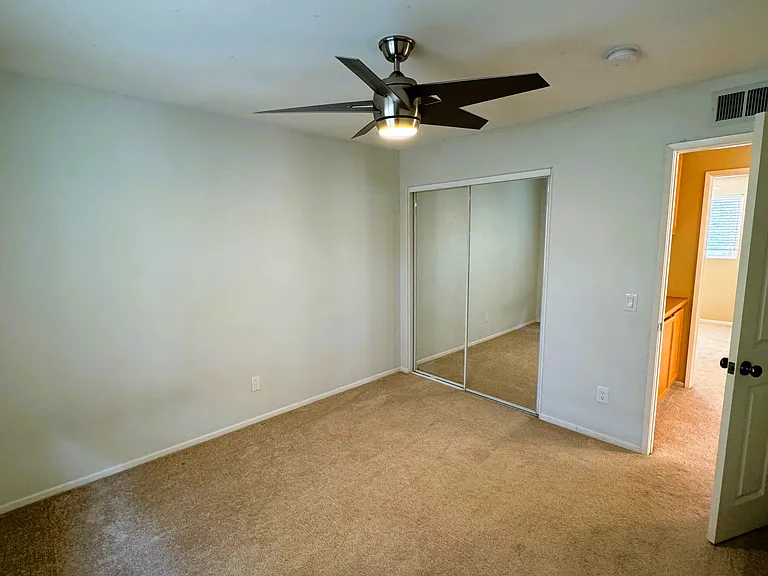 Upstairs bedroom 2