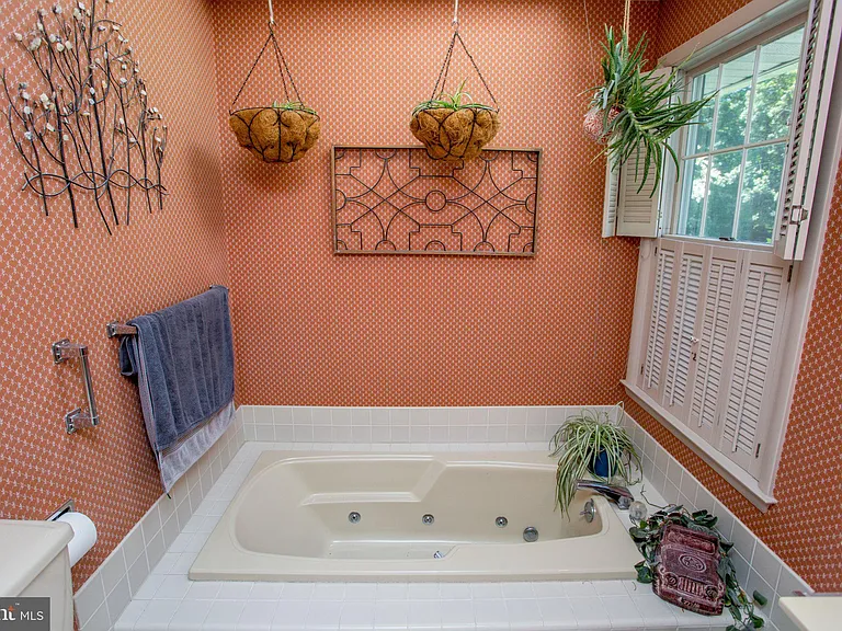67 Townview Dr — Photo 23