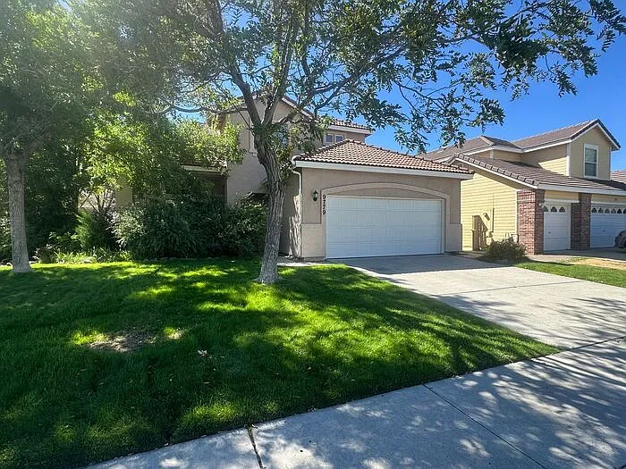 9779 Thunder Mountain Way photo 1