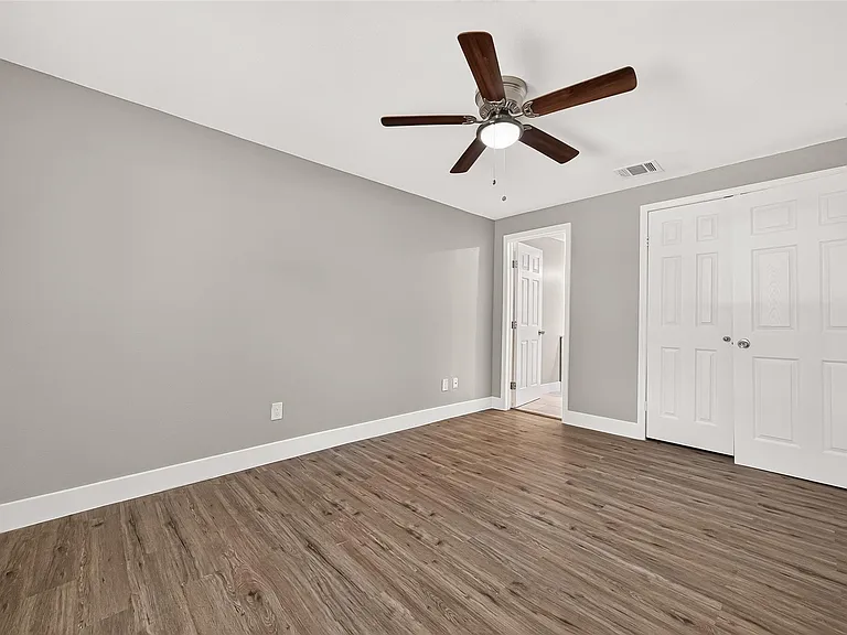 1213 Allen St — Photo 25