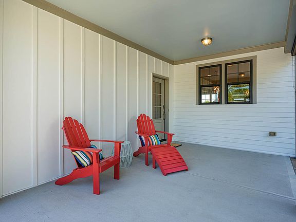 5th image of 20 Cardinal Ridge Rd