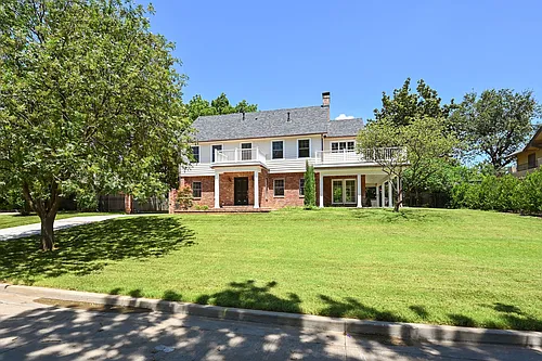 221 Hazel Blvd Photo 1