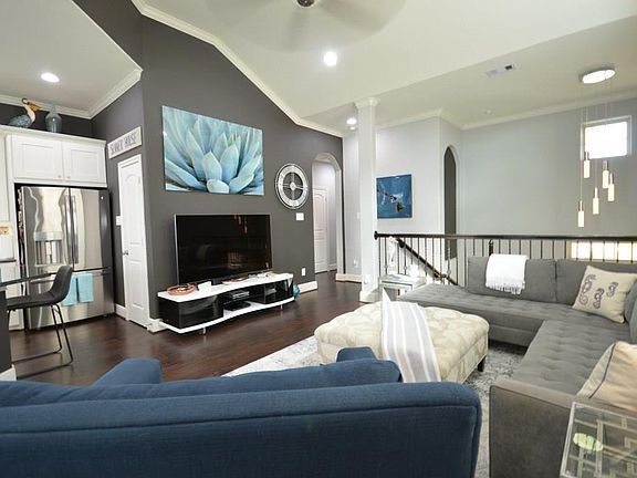 5th image of 12135 San Luca St