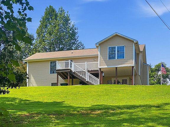 4th image of 1236 Carroll Rd