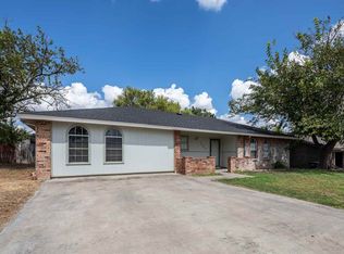 107 King Johns Pl, Del Rio, TX 78840