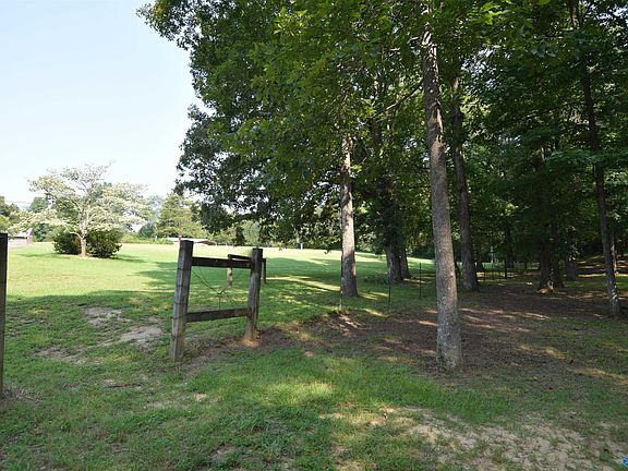 5th image of 1.77 Acres Bluff Pointe Rd