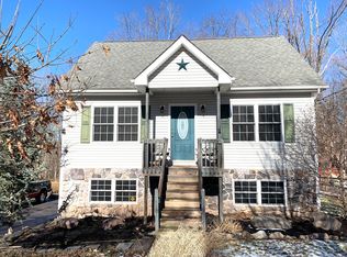 127 Debbie Dr, Drums, PA 18222