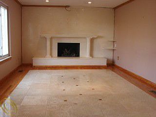 4th image of 5869 Marble Dr
