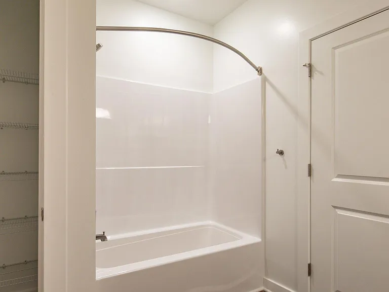The Apartments at Hallstead Reserve. Modern. Welcoming. Authentically Suffolk. — Photo 158