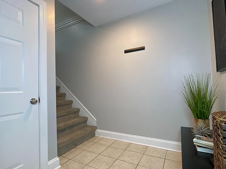 169 E Grand Ave #101 — Photo 8