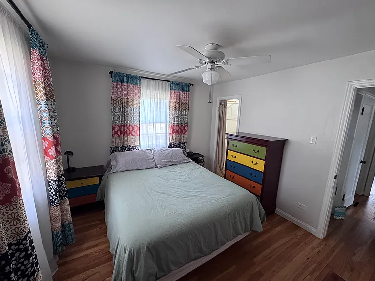 2949 S Bellaire St — Photo 6