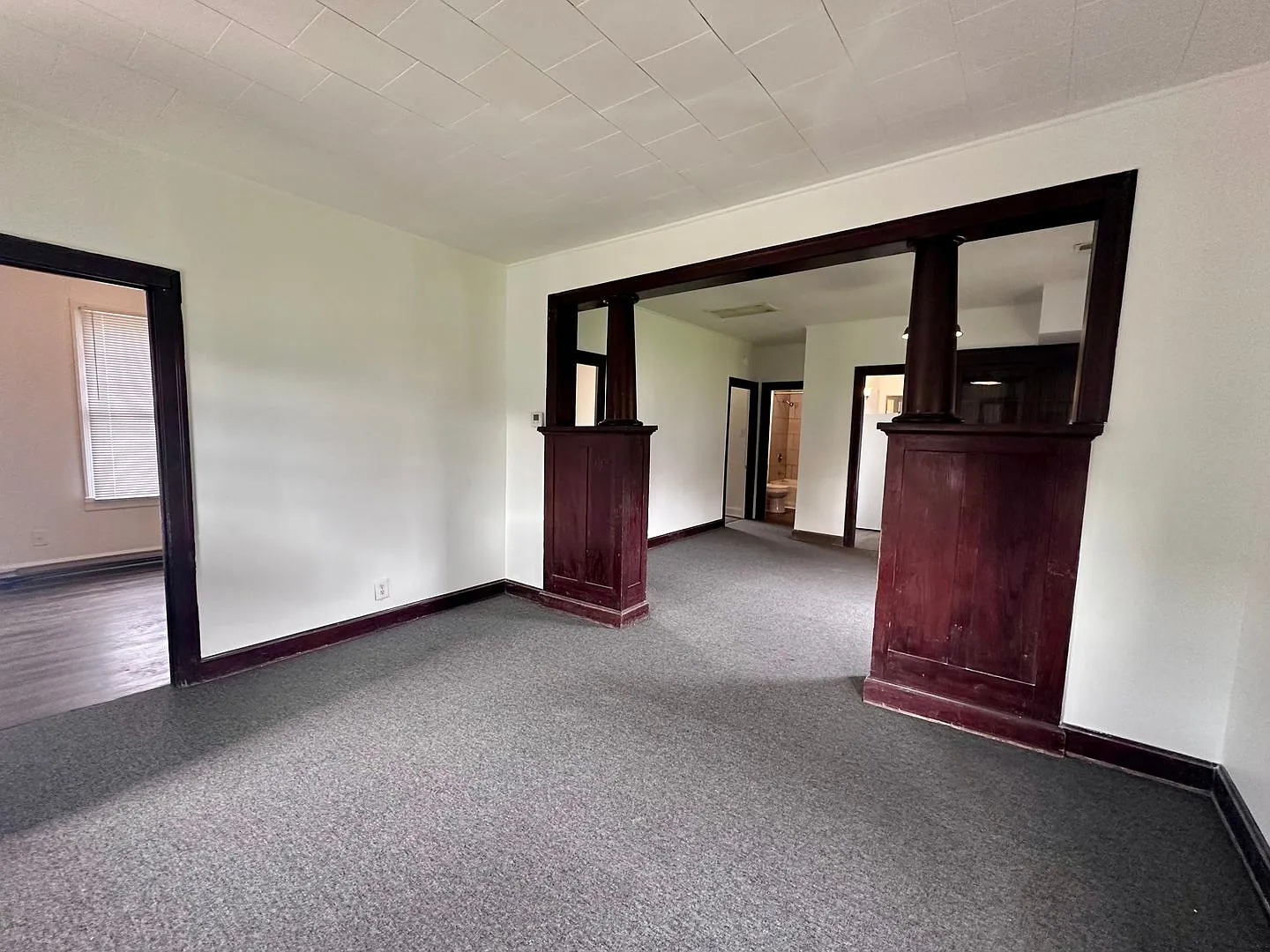 Updated 4-Bed House with Fenced Yard in Efland! — Photo 4