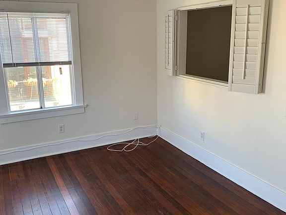 2nd image of 20 Brooks Ave #206