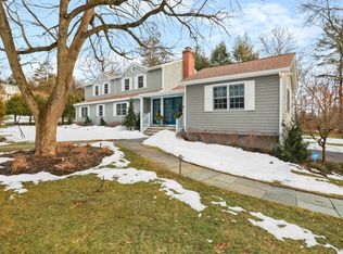 2 Lookout Ln, Westport, CT 06880