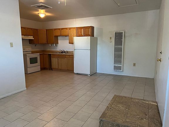 3rd image of 334 Cagua Dr NE