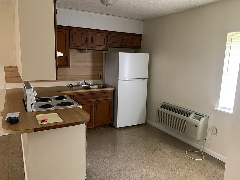 48088 Stafford Rd #7 — Photo 4