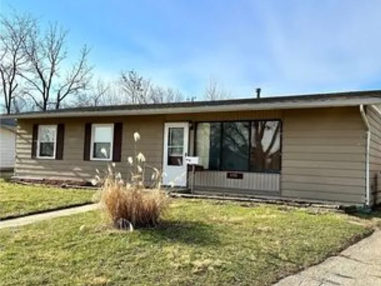 1173 Frost Cir — Photo 2