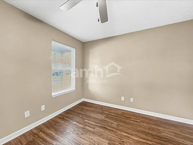 2521 Monarchy Ln — Photo 14