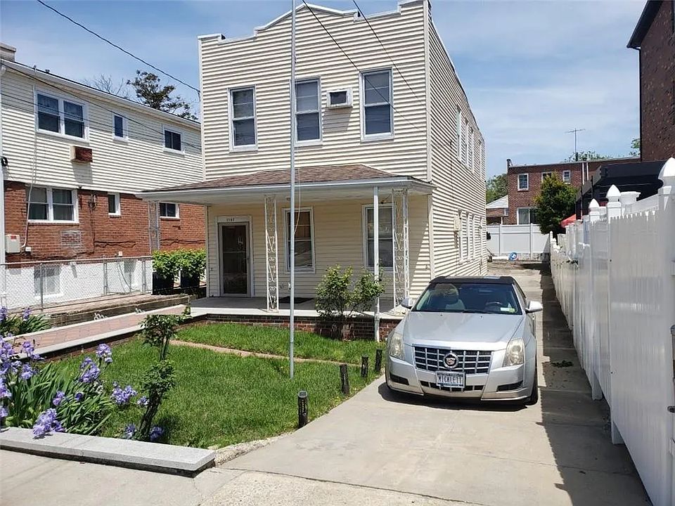1st image of 1787 E 92nd St