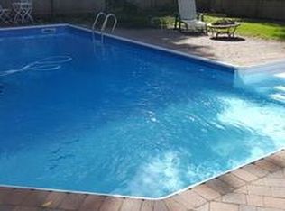 97 Old Country Rd, East Quogue, NY 11942