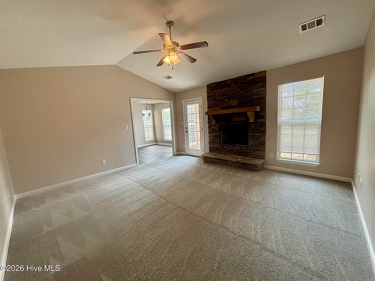636 Bridgton Dr — Photo 9