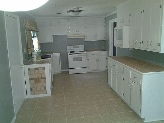 4th image of 16 41st St E