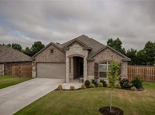 1410 Gooseneck Ln, Cave Springs, AR 72718