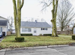 4714 Pinecrest Dr, Fort Wayne, IN 46809