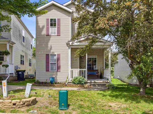 2768 Irving Ave, Iowa City, IA 52246