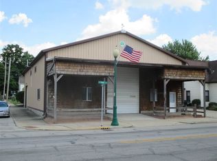 114 N State St, South Whitley, IN