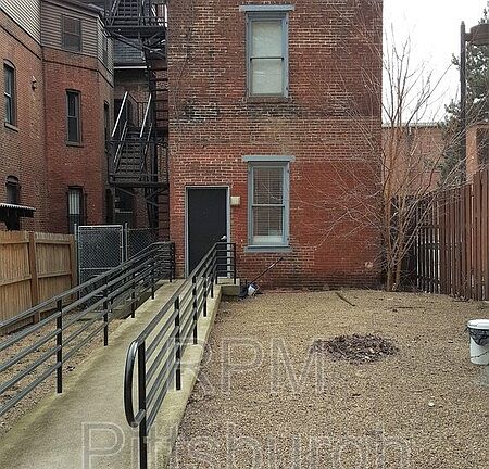 2nd image of 1305 Allegheny Ave #3