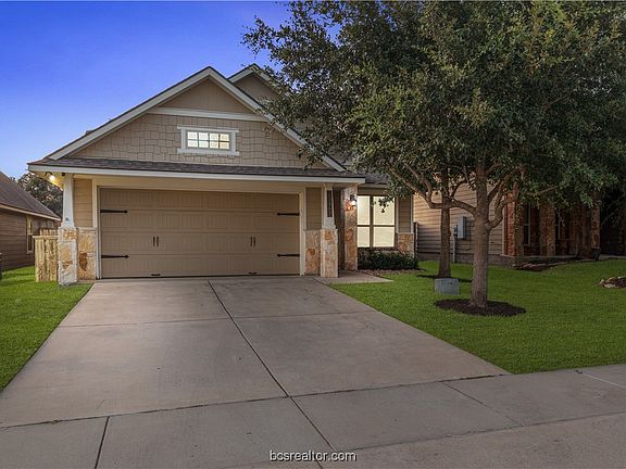 2nd image of 15462 Baker Meadow Loop