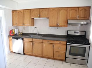 144 Fieldstone Rd FLOOR 1, Staten Island, NY 10314