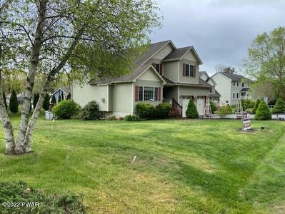 110 Mountain View Ct, Matamoras, PA, 18336