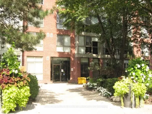 24 Southport St #541, Toronto, ON M6S 4Z1