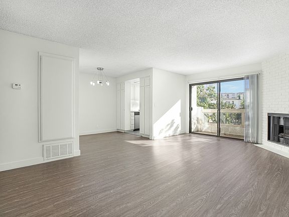 3rd image of 972 Hilgard Ave Ph 9