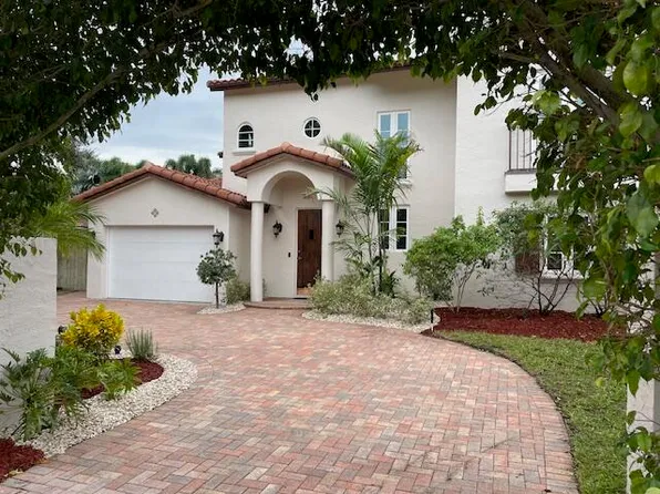 798 NW 6th Drive, Boca Raton, FL 33486