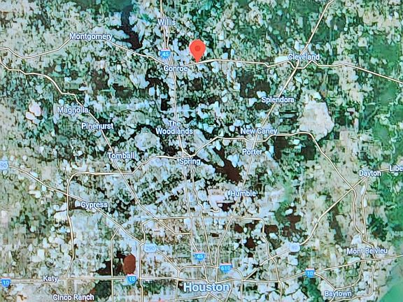 5th image of 11927 Douget Rd