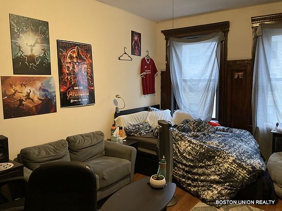 2nd image of 103 Hemenway St #23