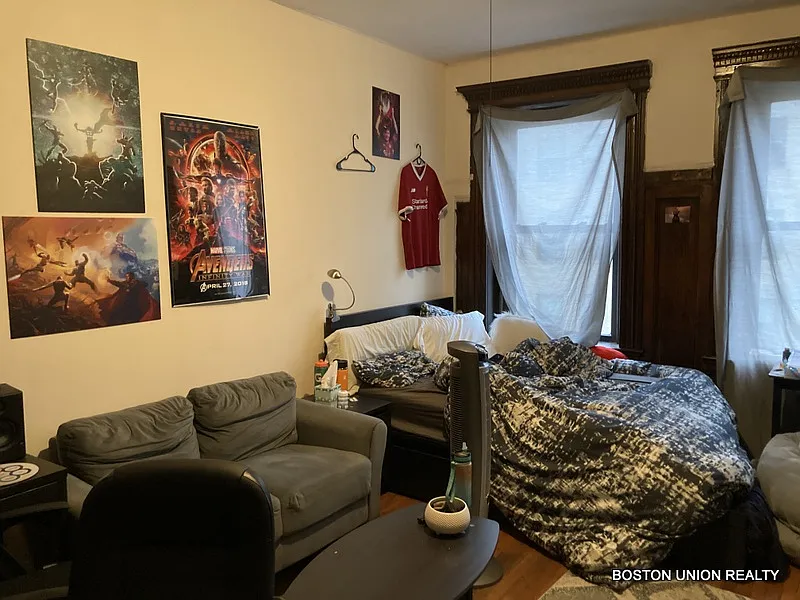 Building Photo - 103 Hemenway St #23