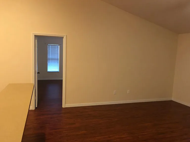 509 Albatross Dr — Photo 18