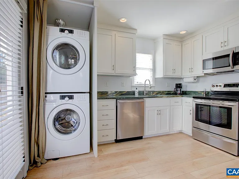 620 Belmont Ave — Photo 7