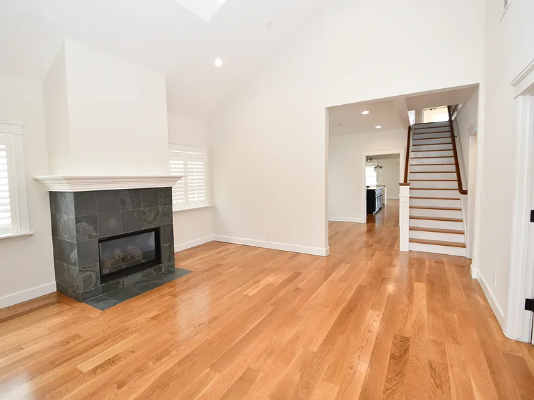 409 S Gertruda Ave — Photo 40