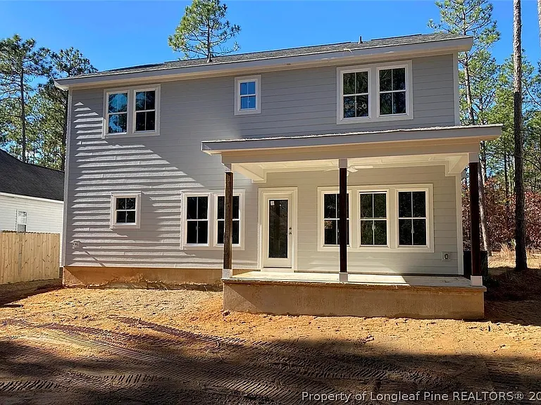 735 Blue Bird Dr — Photo 2