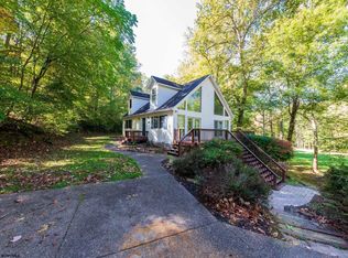 3325 Whetsell Settlement Rd, Terra Alta, WV 26764