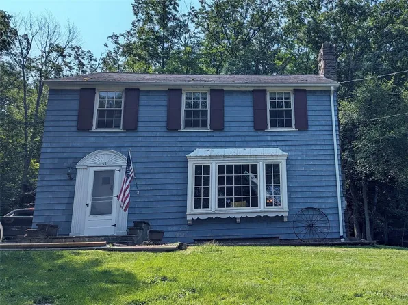 12 Edgewood Rd, Binghamton, NY 13903