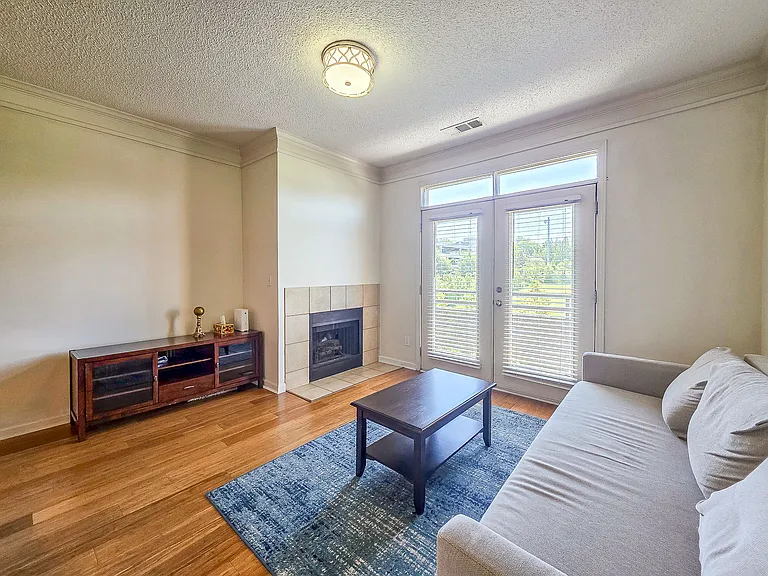 401 16th St NW #1359 — Photo 5