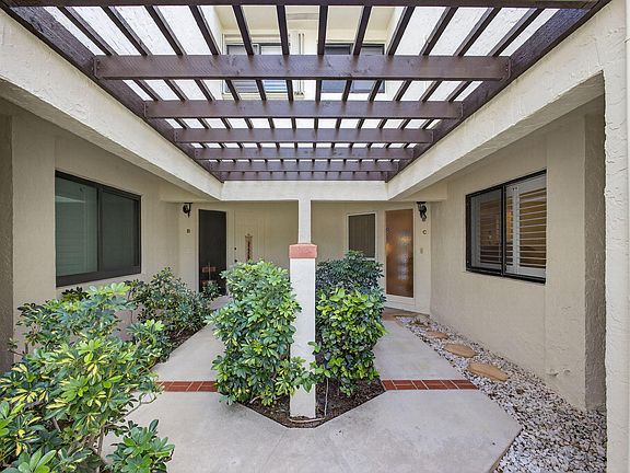 5th image of 204 Sea Oats Drive #C