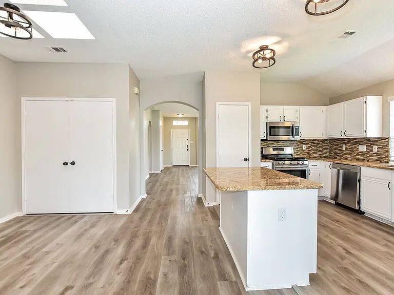 4218 Baccarat Dr — Photo 6