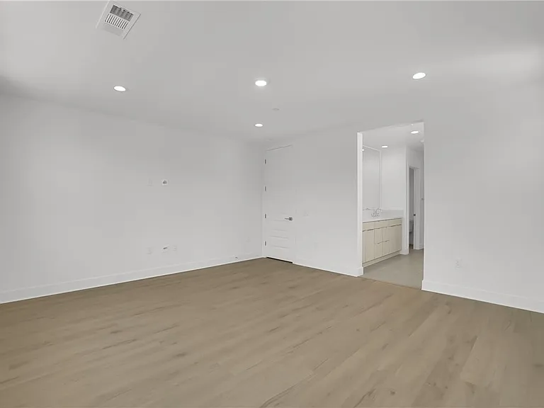 168 Creation St — Photo 27
